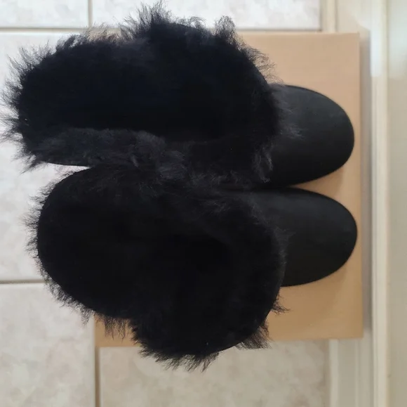 UGG Women's Keely Black Boots 7 - Picture 3 of 10